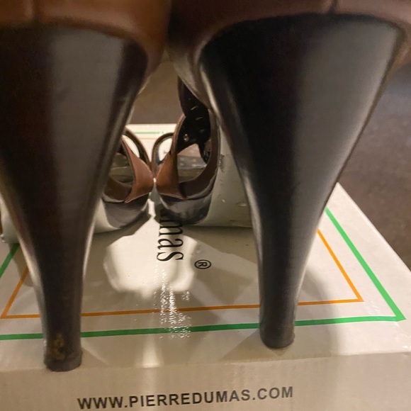 Sandals - Picture 3 of 3